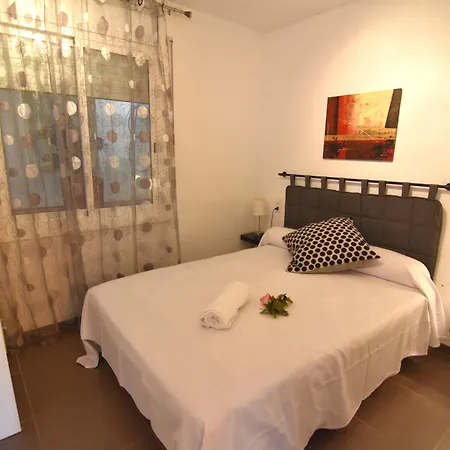 Rnet - Gaudi Centre Apartment